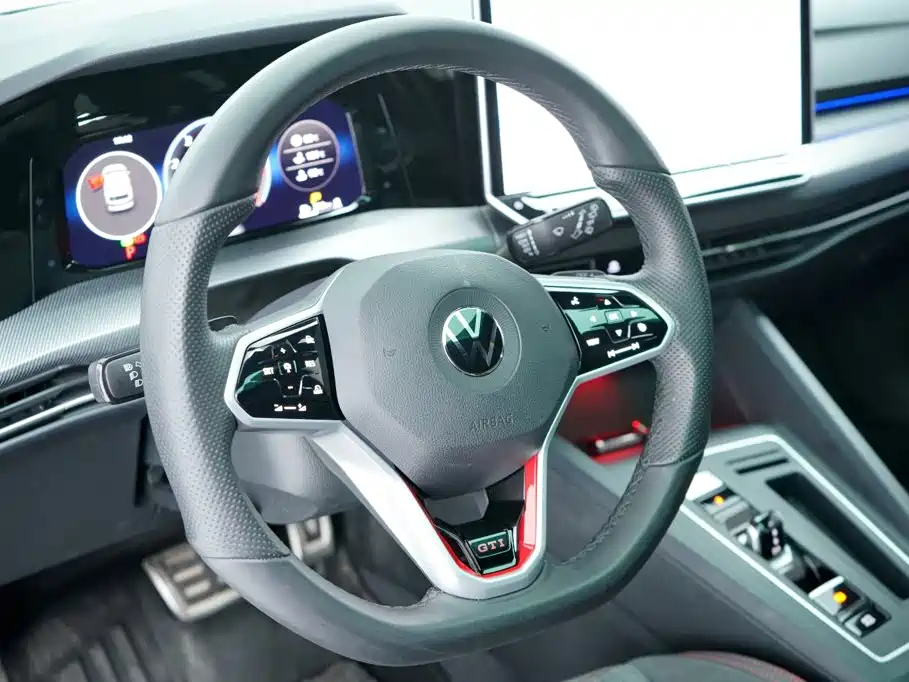 Volkswagen Golf GTI — миниатюра 24