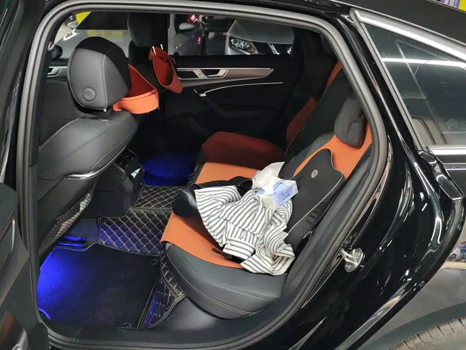 Audi A6L — миниатюра 11
