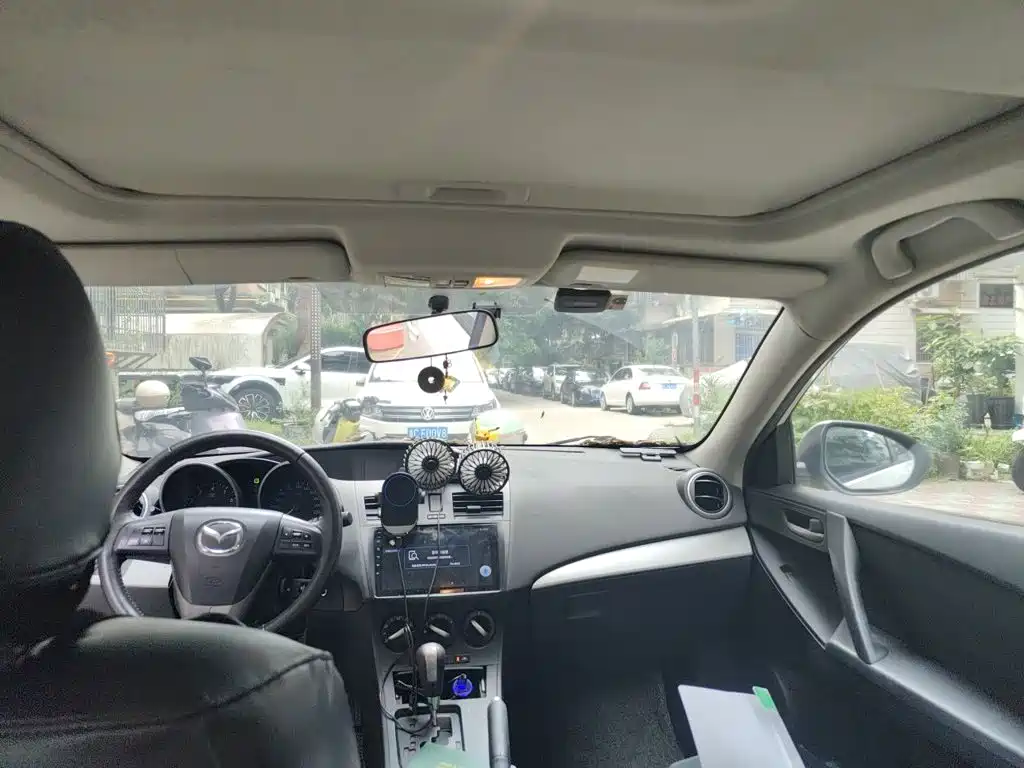 Mazda 3 Xingcheng — миниатюра 15