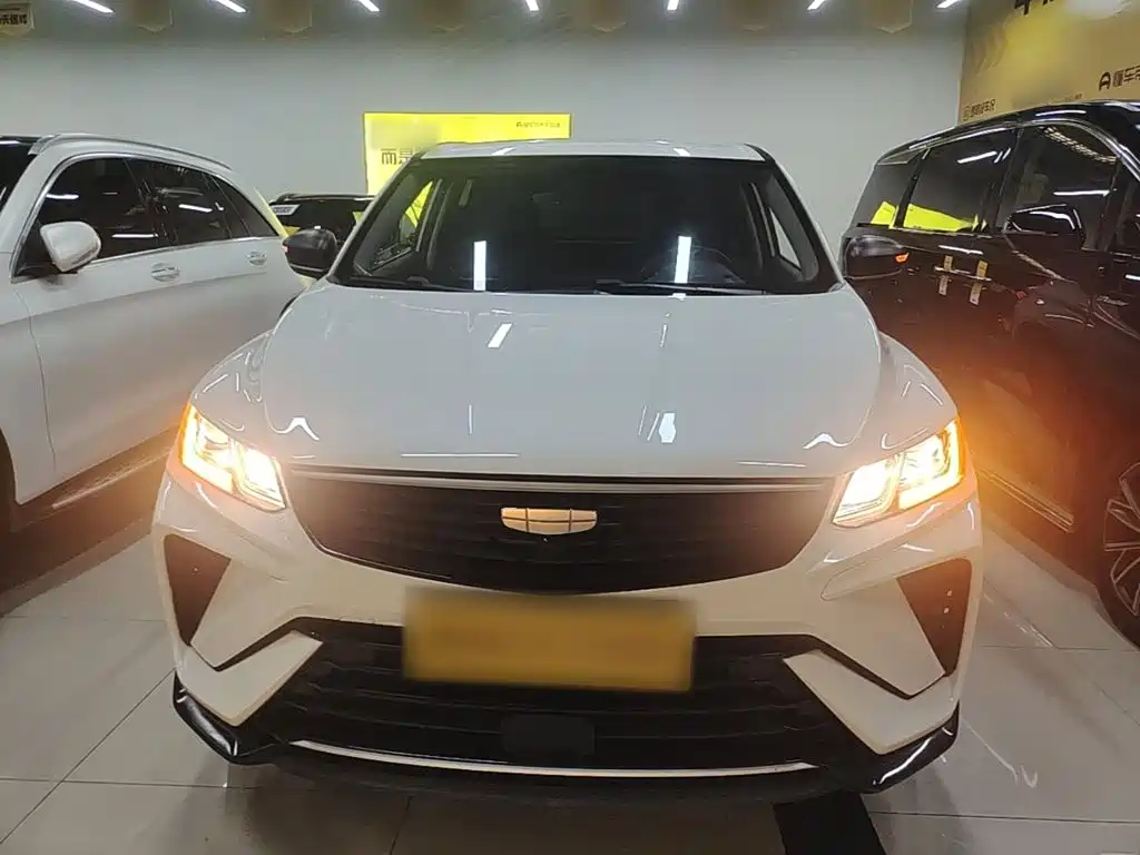 Geely Binyue — миниатюра 3