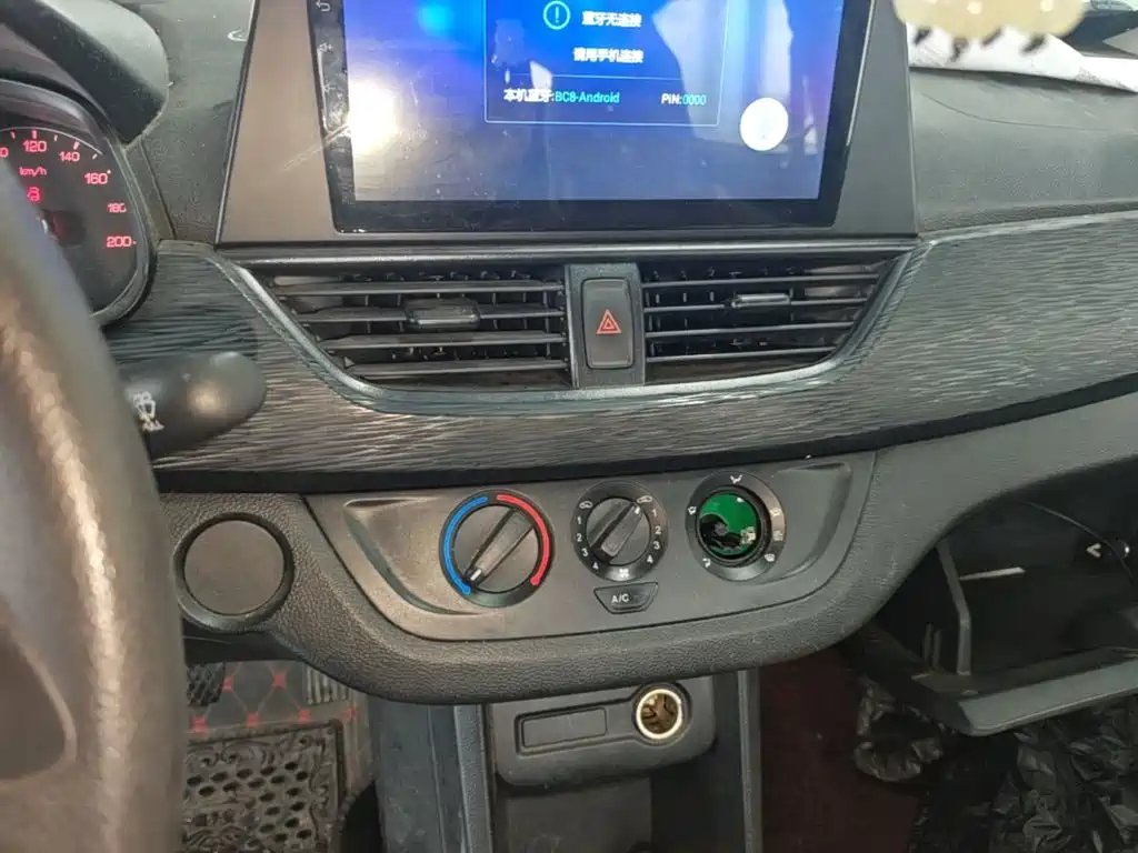 Baojun 310 — миниатюра 13