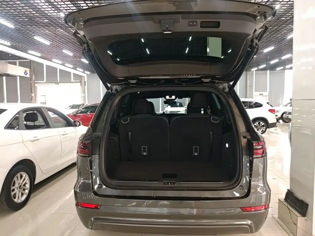Li Auto Li ONE — миниатюра 19