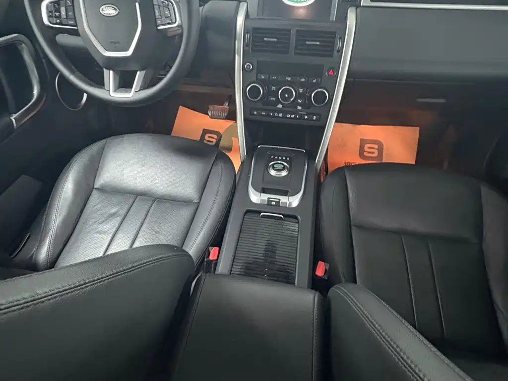 Land Rover Discovery Sport — миниатюра 10