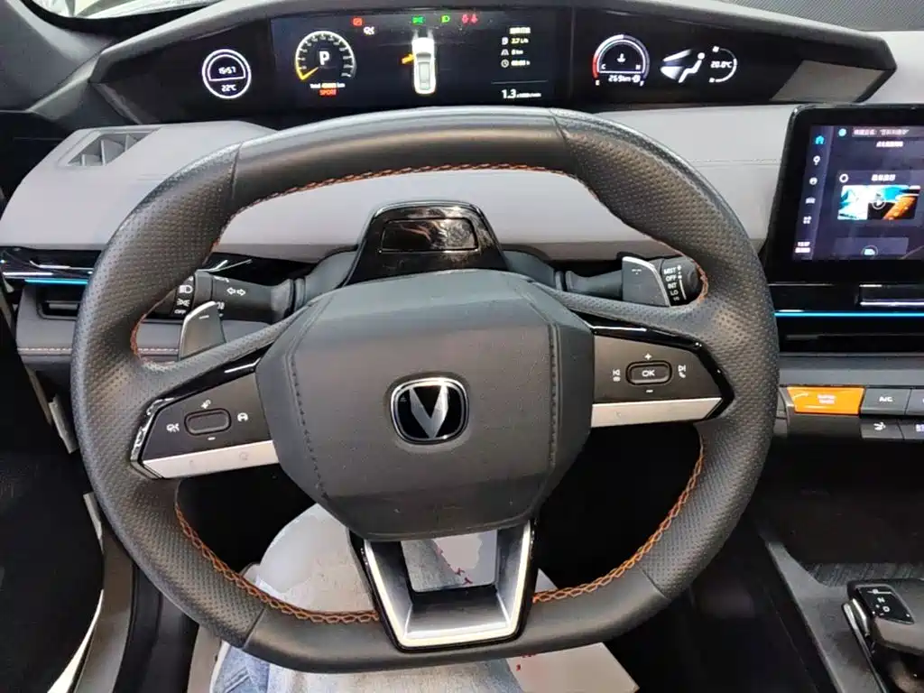 Changan UNI-V — миниатюра 11