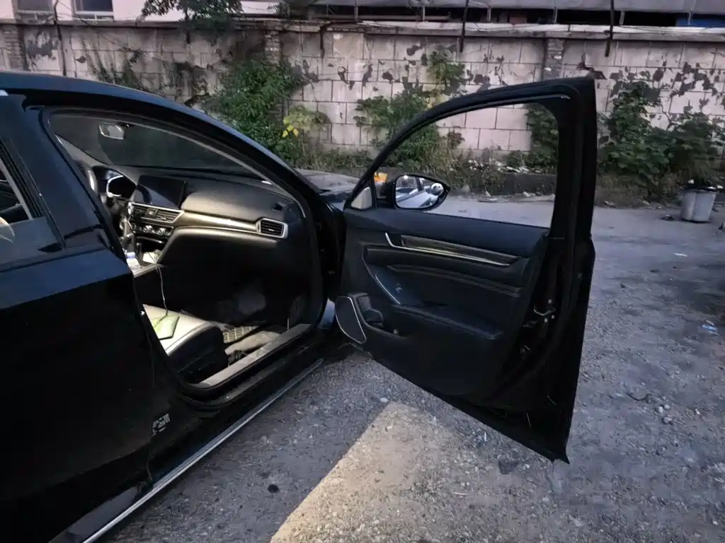 Honda Accord — миниатюра 19