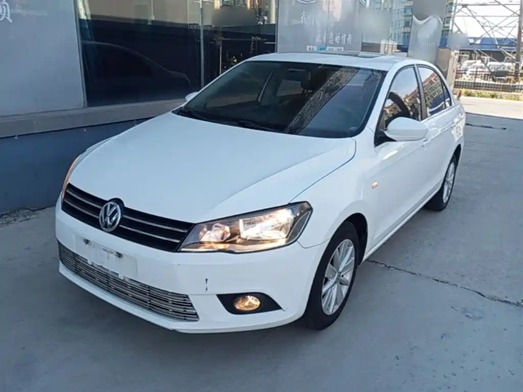 Купить Volkswagen Jetta