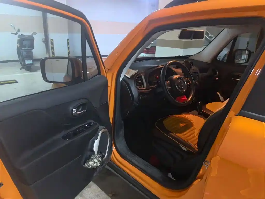 Jeep Renegade — миниатюра 17
