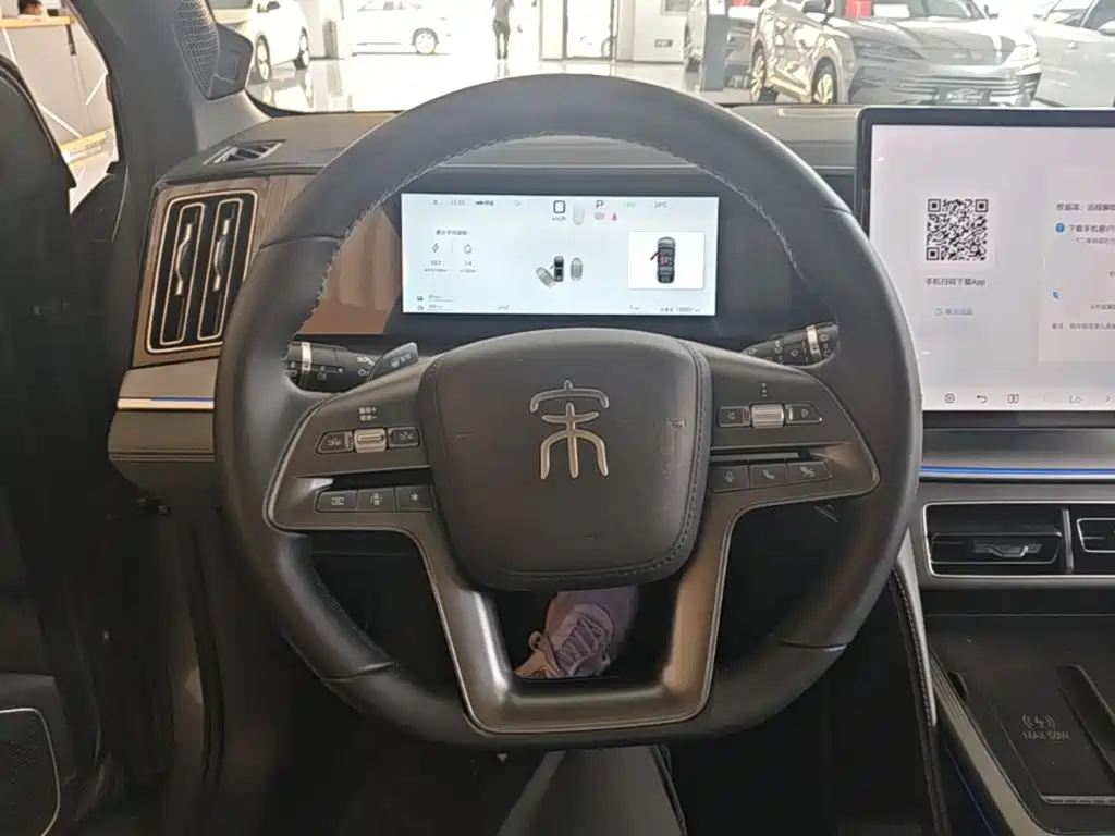 BYD L DM-i — миниатюра 11
