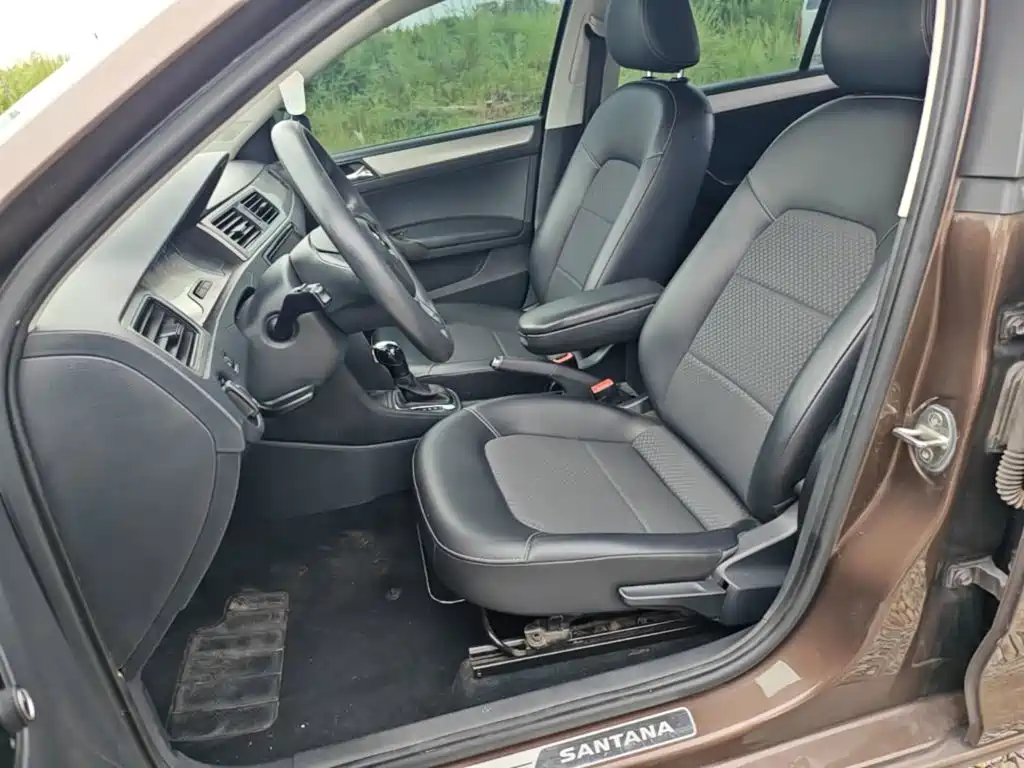 Volkswagen Santana — миниатюра 15