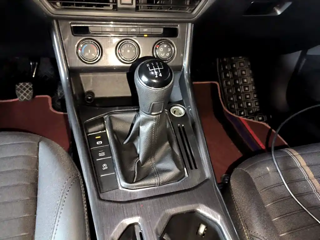 Volkswagen Lavida — миниатюра 14
