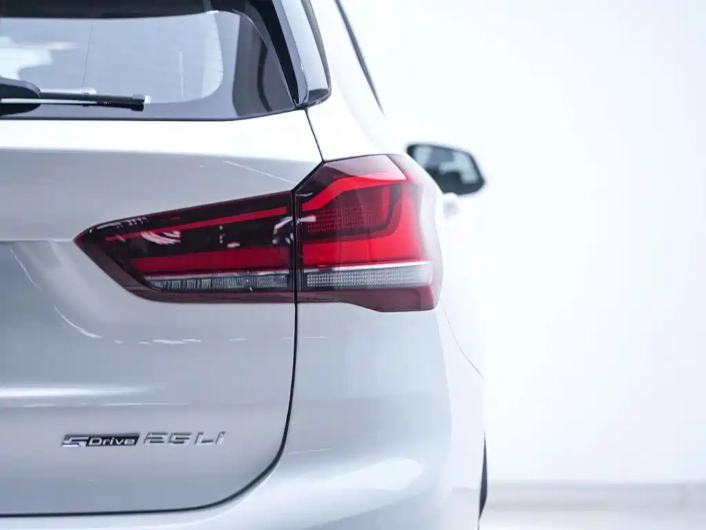 BMW X1 — миниатюра 20