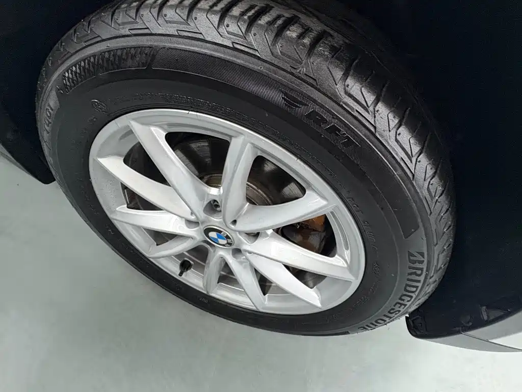 BMW X1 — миниатюра 5