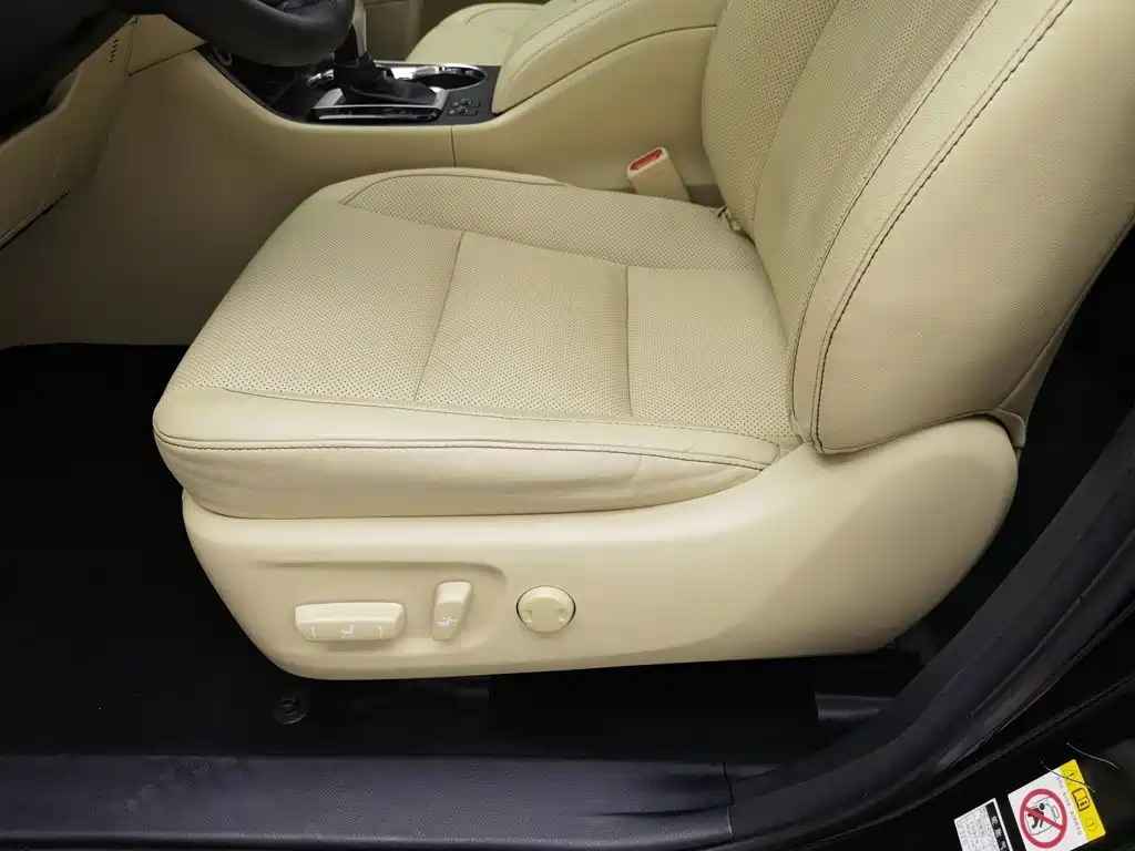 Toyota Highlander — миниатюра 20