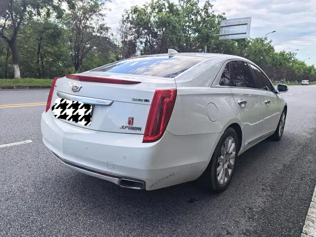 Cadillac XTS — миниатюра 4