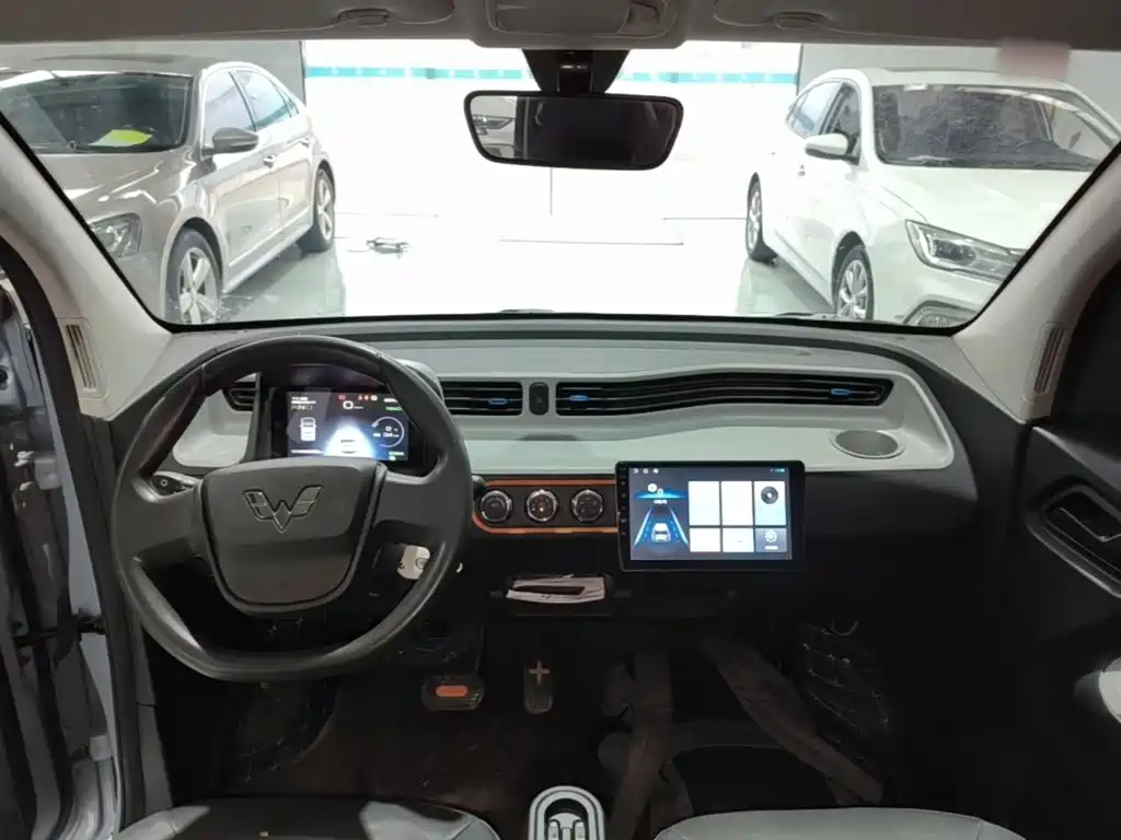 Wuling MINIEV — миниатюра 10