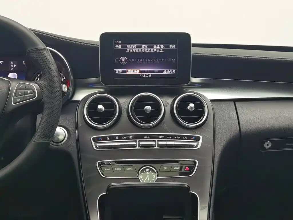 Mercedes-Benz C-Class — миниатюра 12