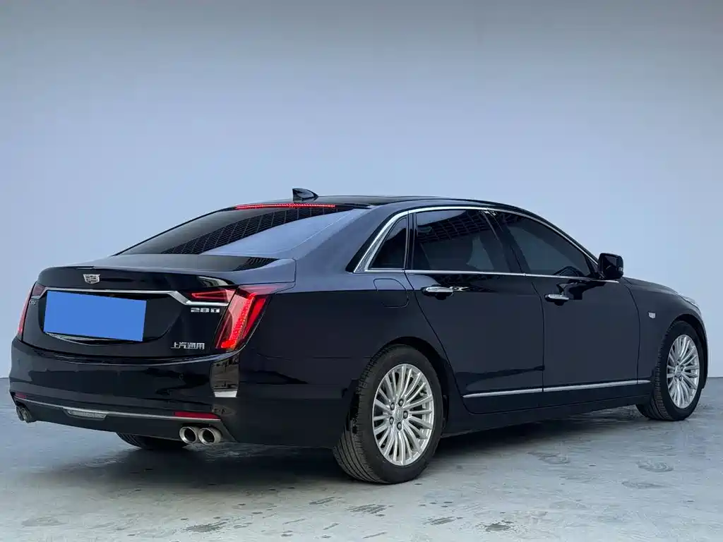 CADILLAC CT6