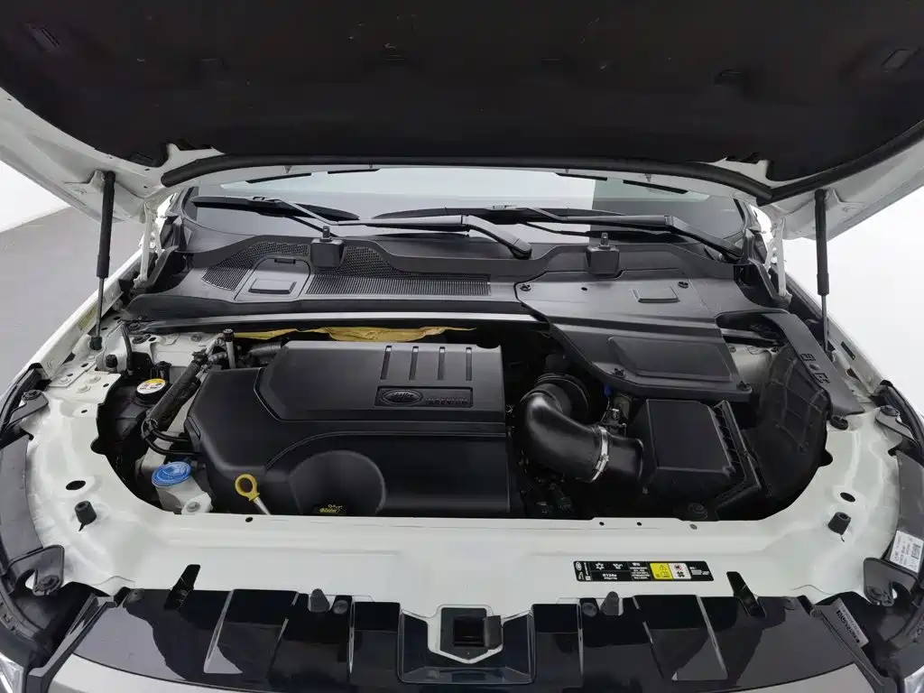 Land Rover Discovery Sport — миниатюра 6