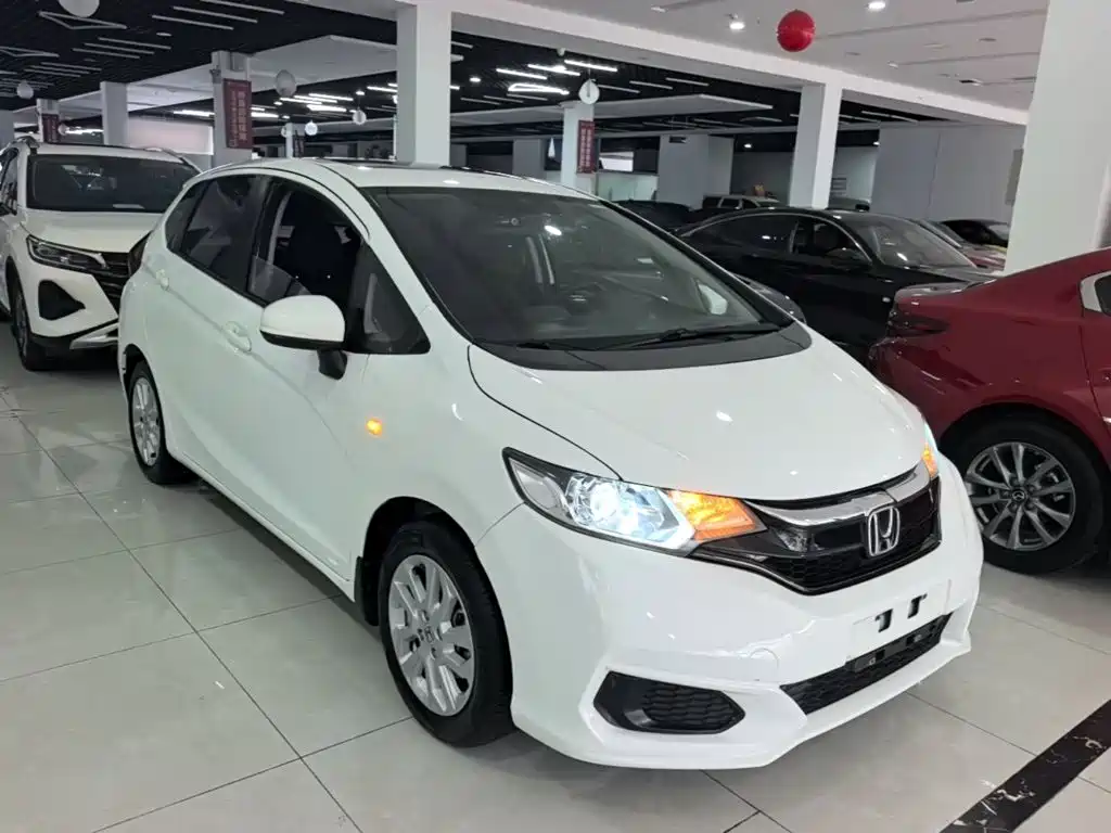 Honda Fit — миниатюра 4