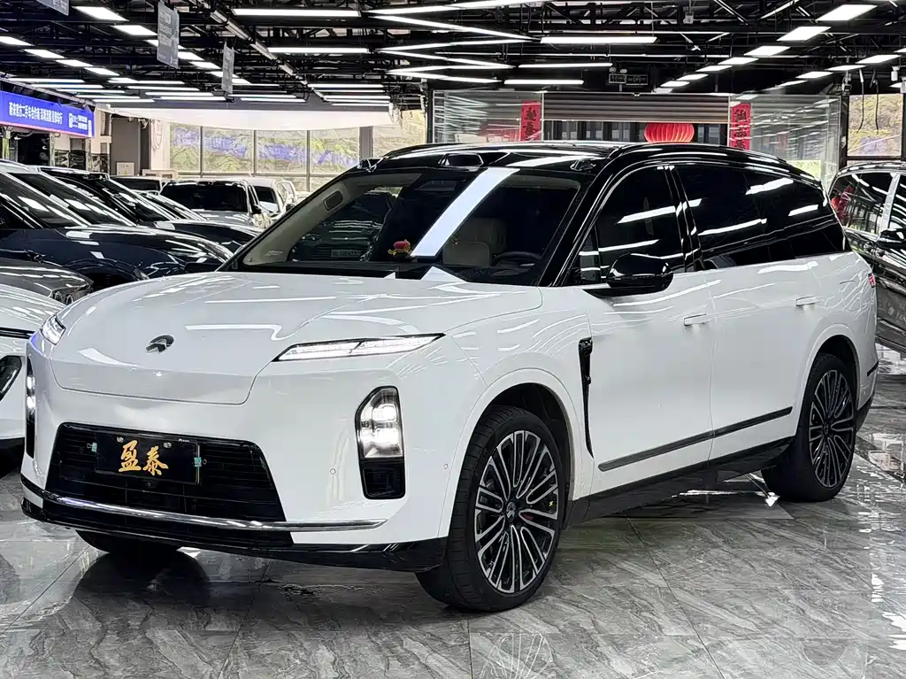 NIO ES8 2026 мест Executive