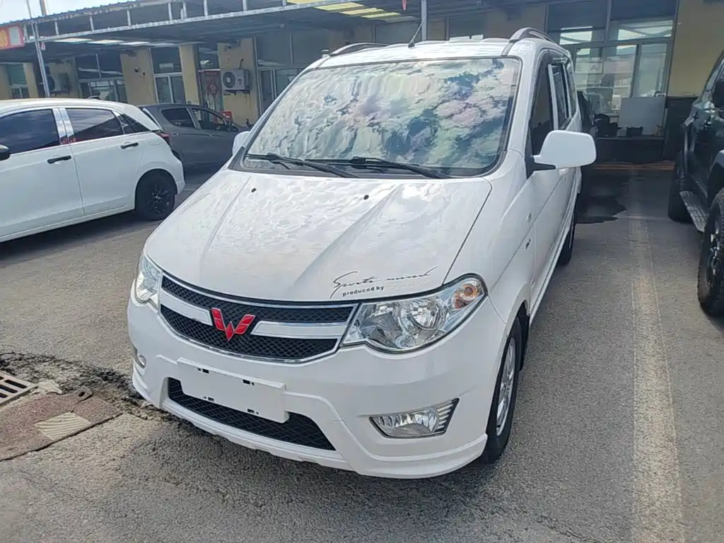 Wuling Hongguang — миниатюра 2