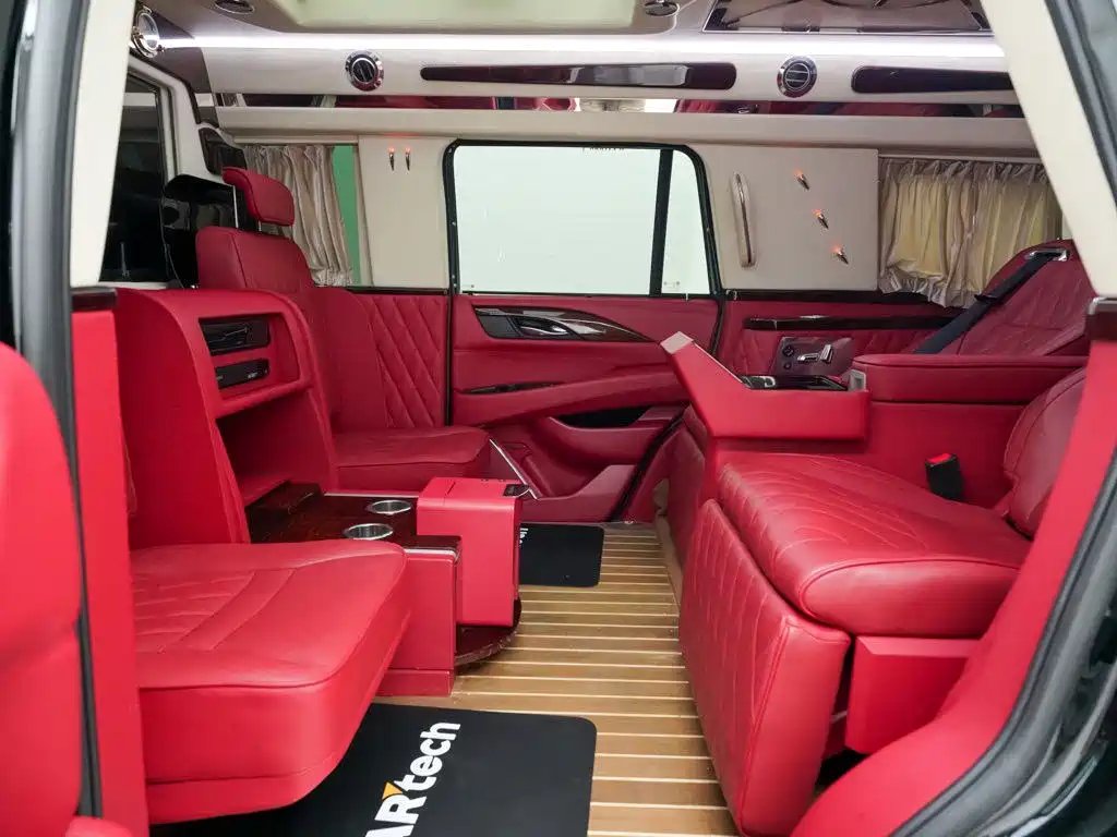 Cadillac Escalade — миниатюра 16