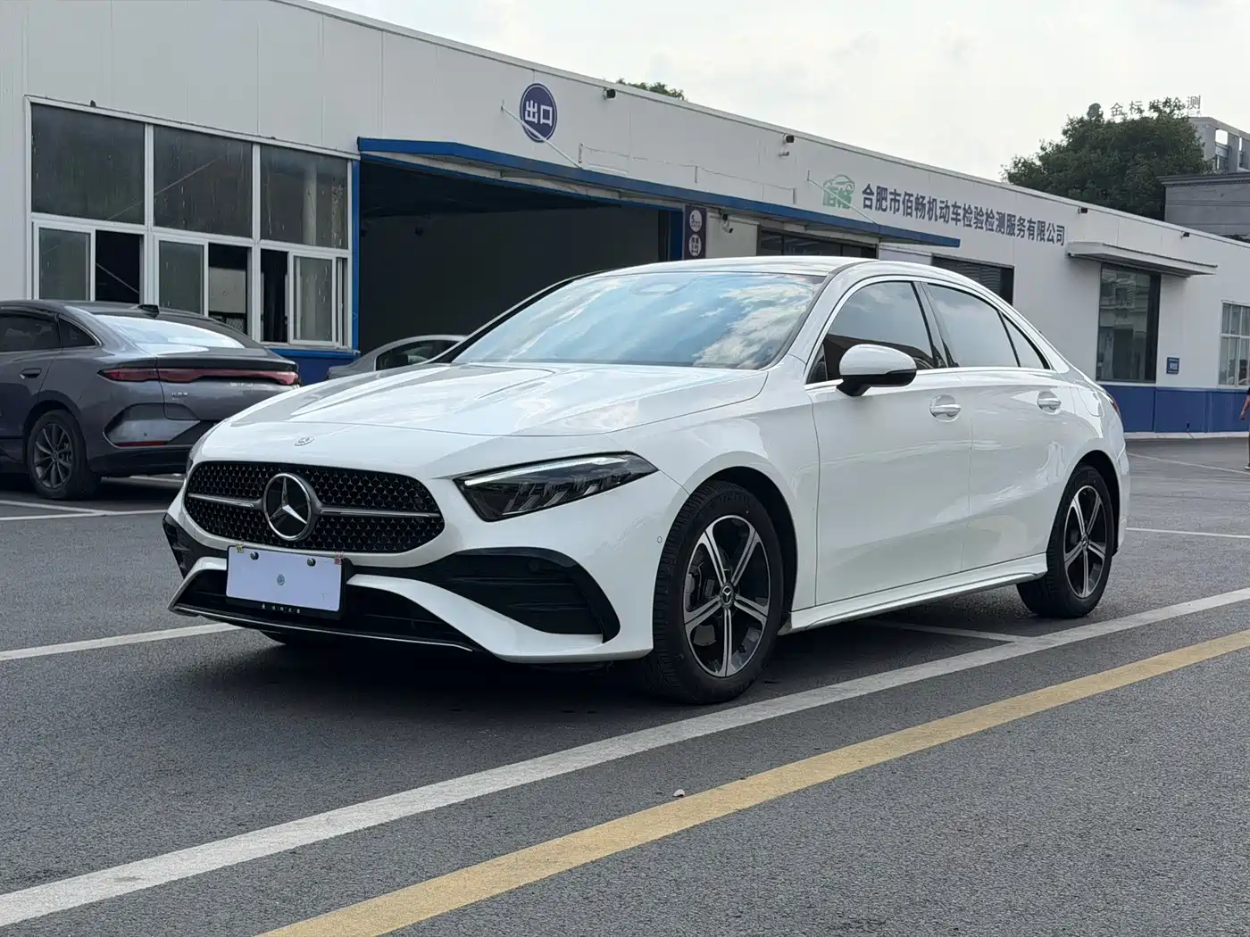 奔驰A级 2023款 A 200 L 时尚型 2023