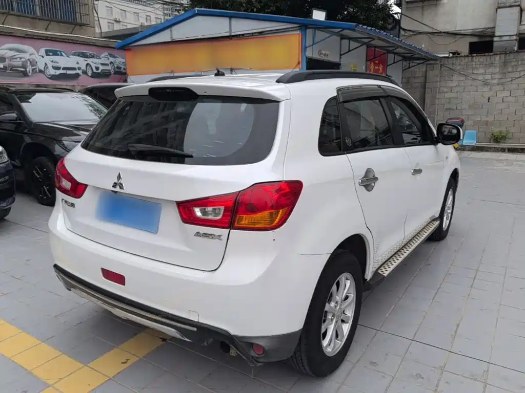 Mitsubishi ASX — миниатюра 7