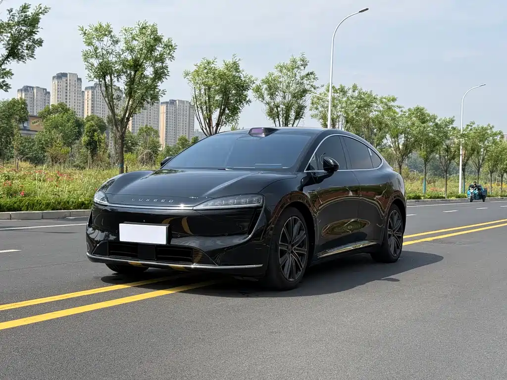 智界 Zhijie R7 2024