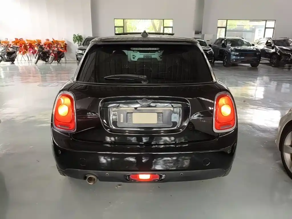 MINI Mini — миниатюра 6