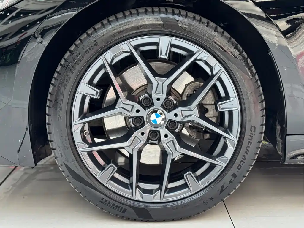 BMW 3 Series — миниатюра 6