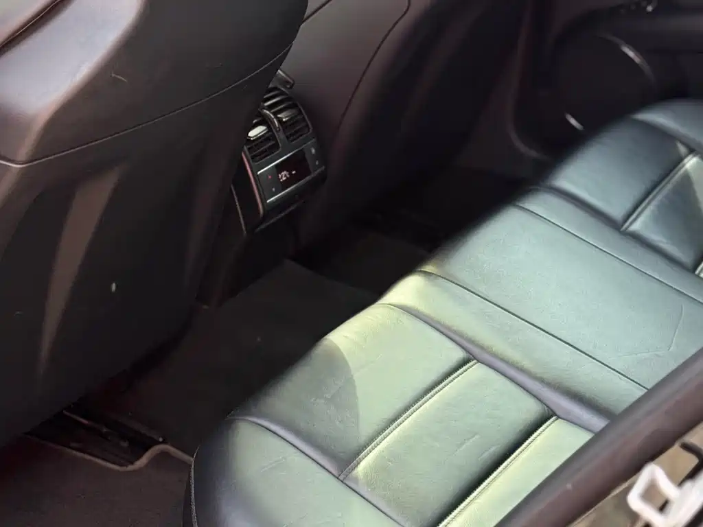 Mercedes-Benz C-Class AMG — миниатюра 10