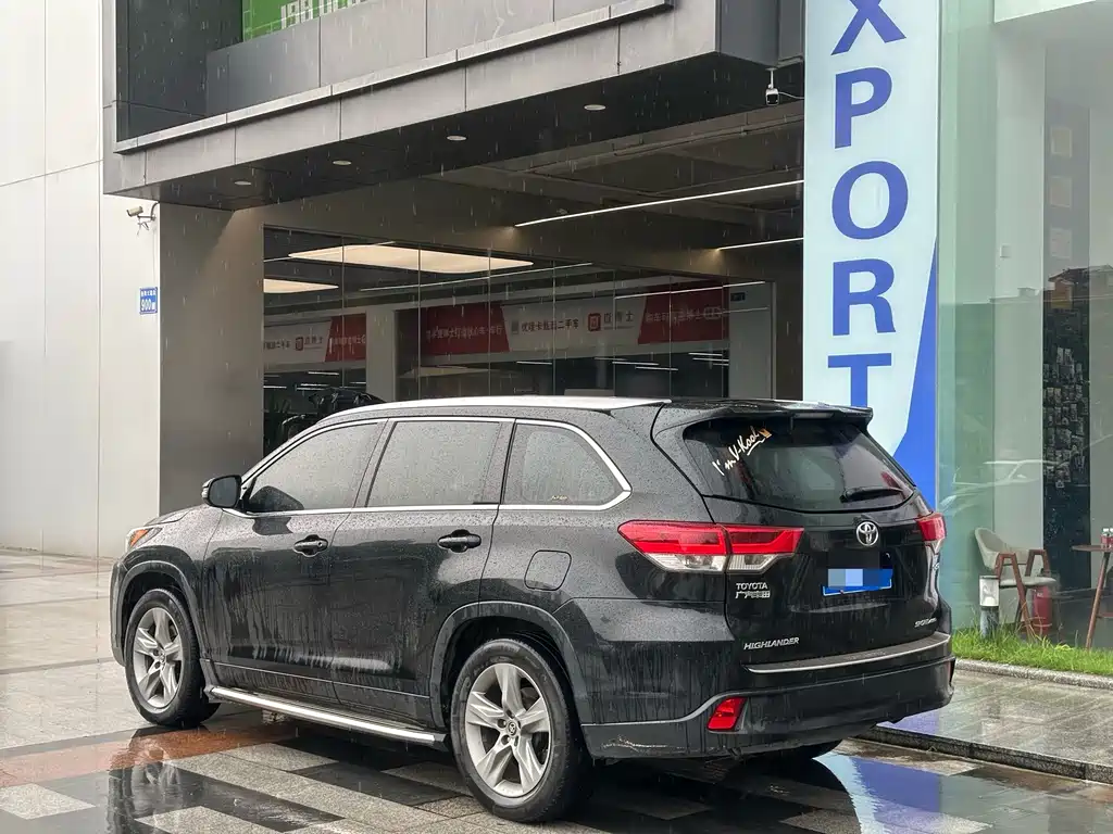 Toyota Highlander — миниатюра 2