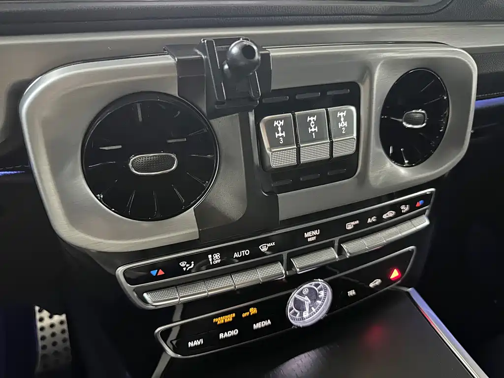 Mercedes-Benz G-Class — миниатюра 14