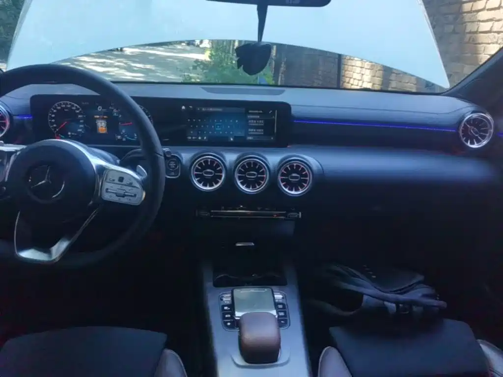 Mercedes-Benz A-Class — миниатюра 13