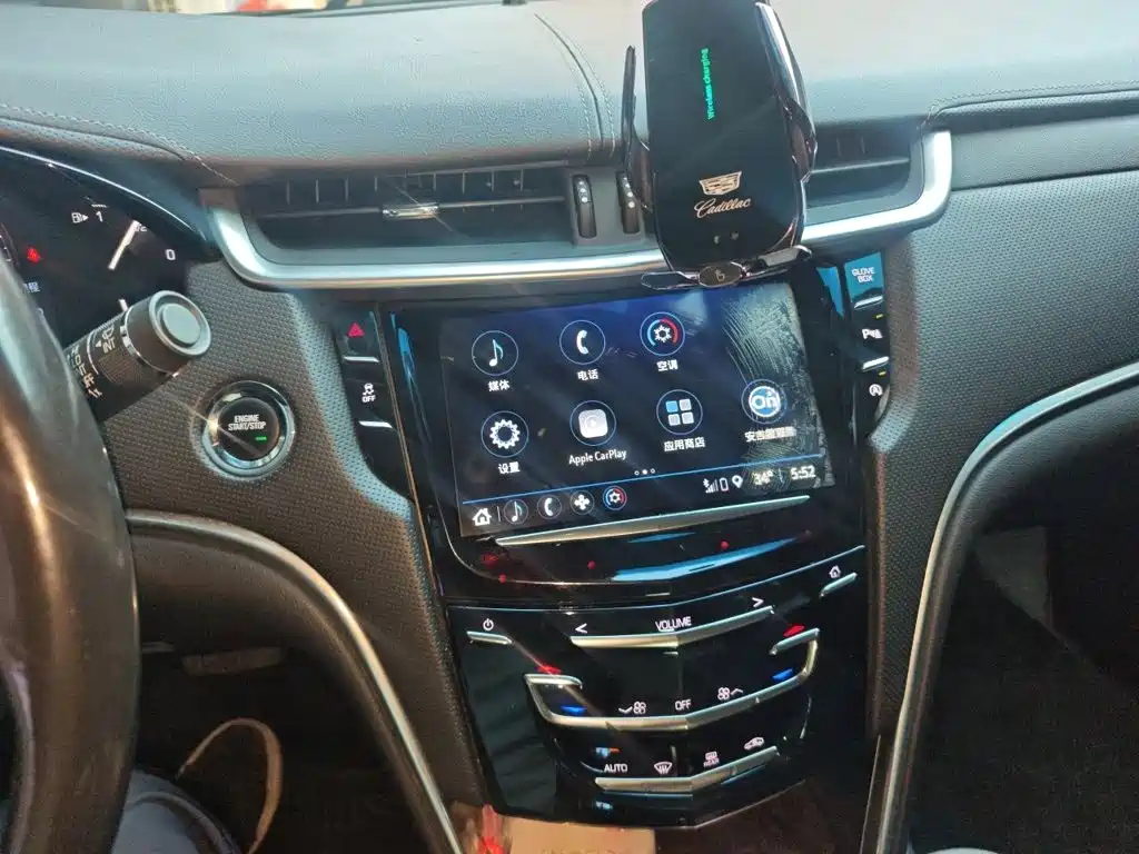 Cadillac XTS — миниатюра 6