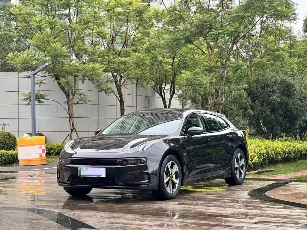 Zeekr 001