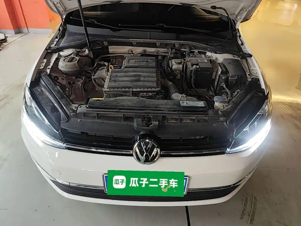 Volkswagen Golf — миниатюра 20