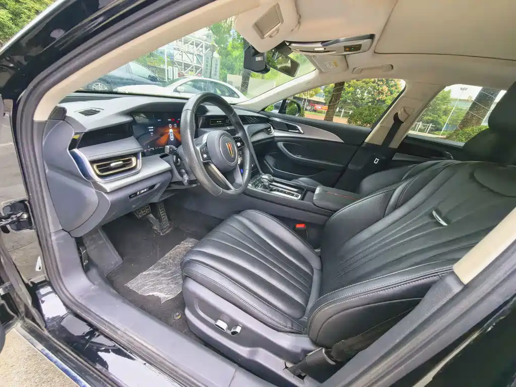 Hongqi Hongqi H5 — миниатюра 8