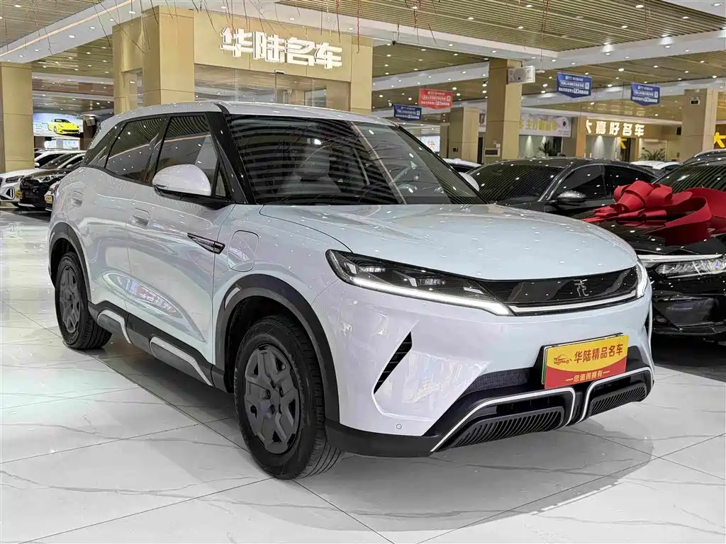 BYD Yuan UP — миниатюра 3