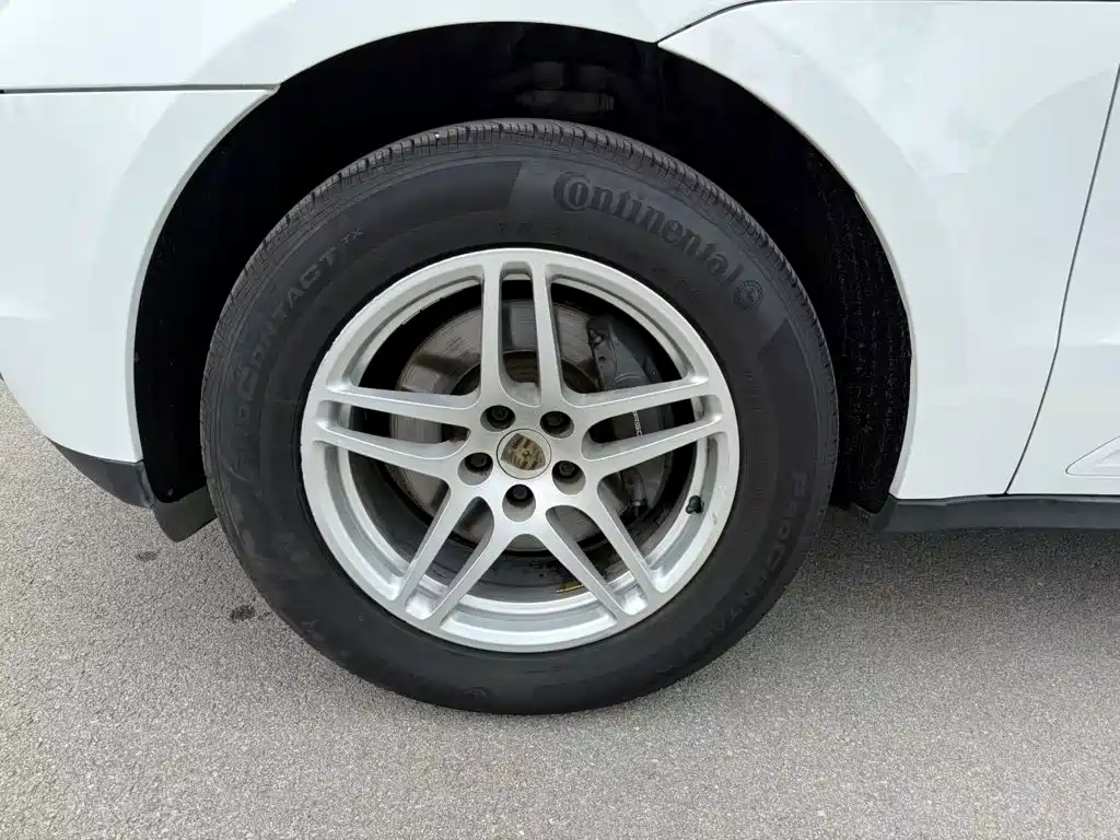 Porsche Macan — миниатюра 23