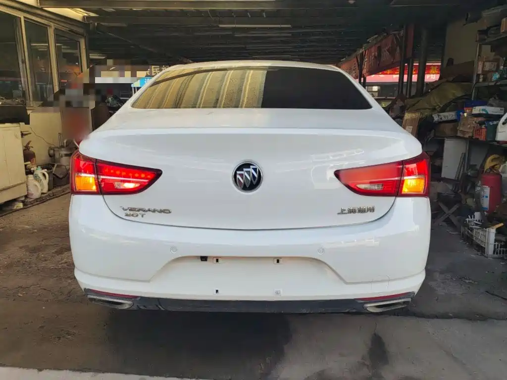 Buick Verano — миниатюра 6