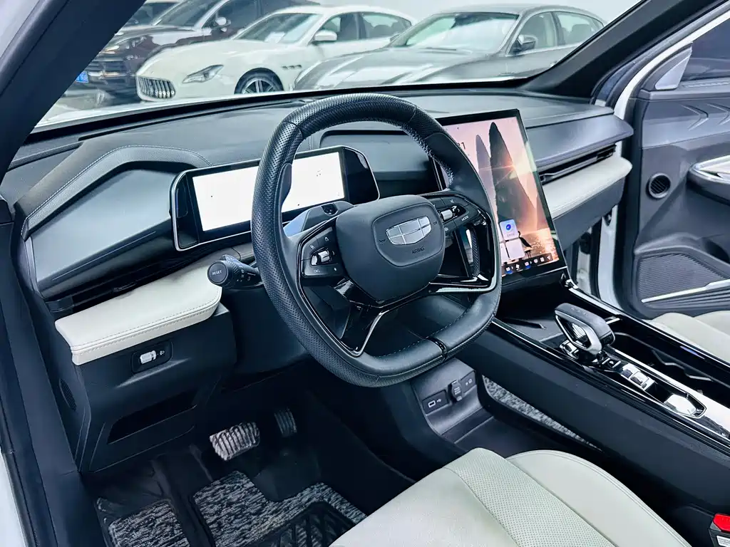 Geely Boyue — миниатюра 5