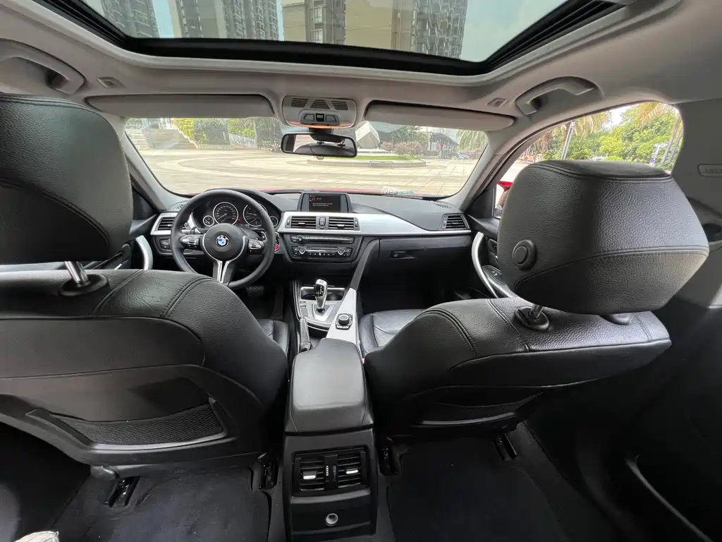 BMW 3 Series — миниатюра 7