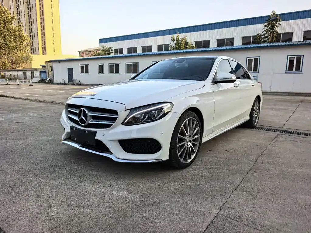 Mercedes-Benz C-Class — миниатюра 4