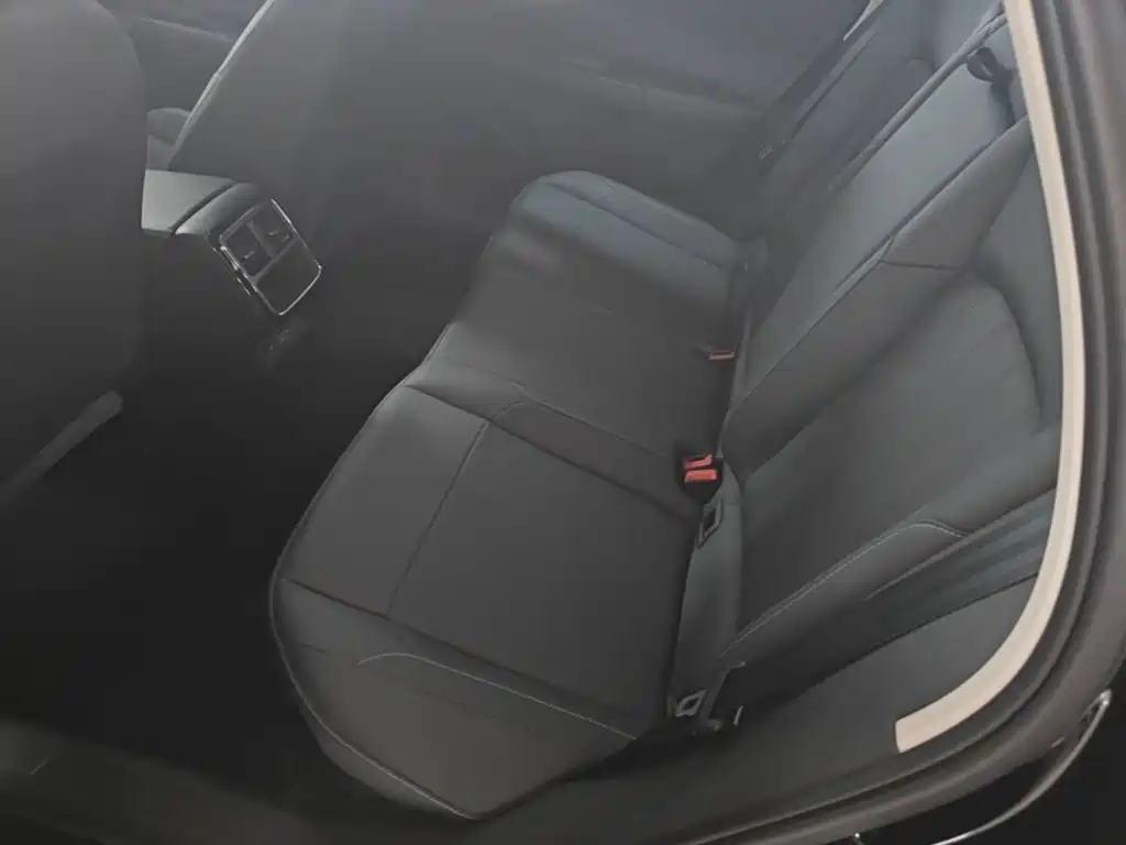 Volkswagen Passat — миниатюра 17