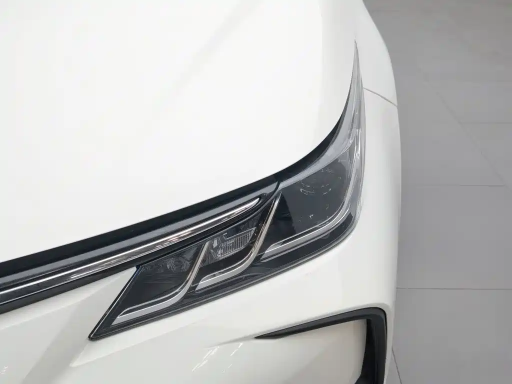 Toyota Corolla — миниатюра 7