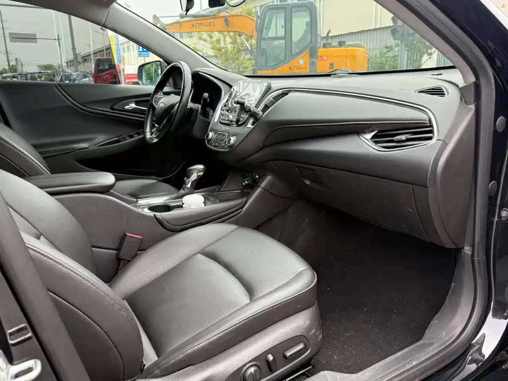 Chevrolet Malibu XL — миниатюра 10