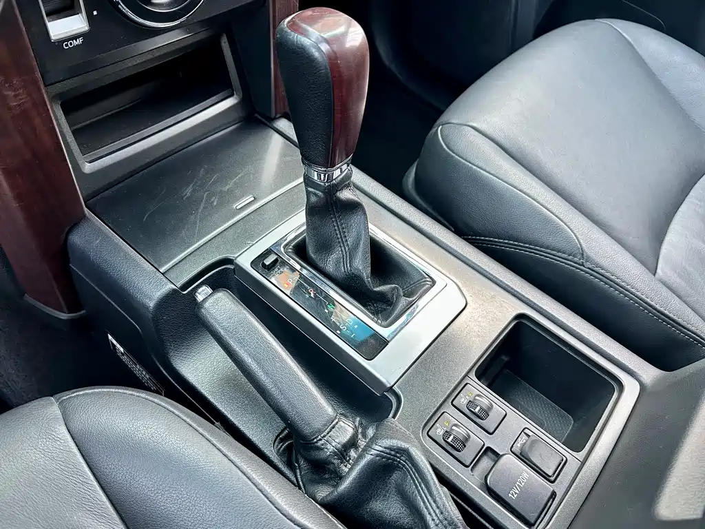Toyota Land Cruiser Prado 2016 3.5L AT VX NAVI