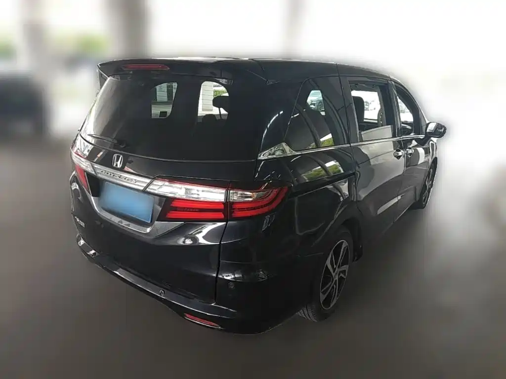 Honda Odyssey — миниатюра 10